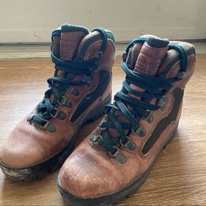 G.H. Bass & Co. Hiking Boots